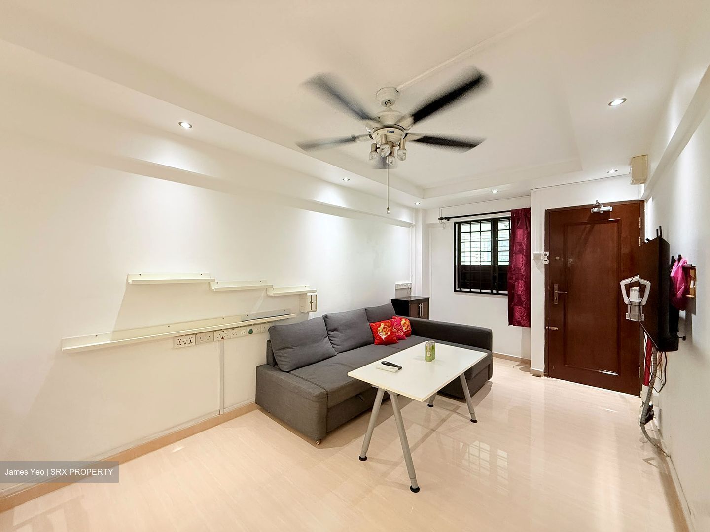 Blk 214 Bedok Town Centre (Bedok), HDB 3 Rooms #595047341